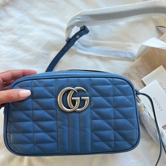 Gucci GG Marmont Quilted Shoulder Bag - Picture 4 of 14